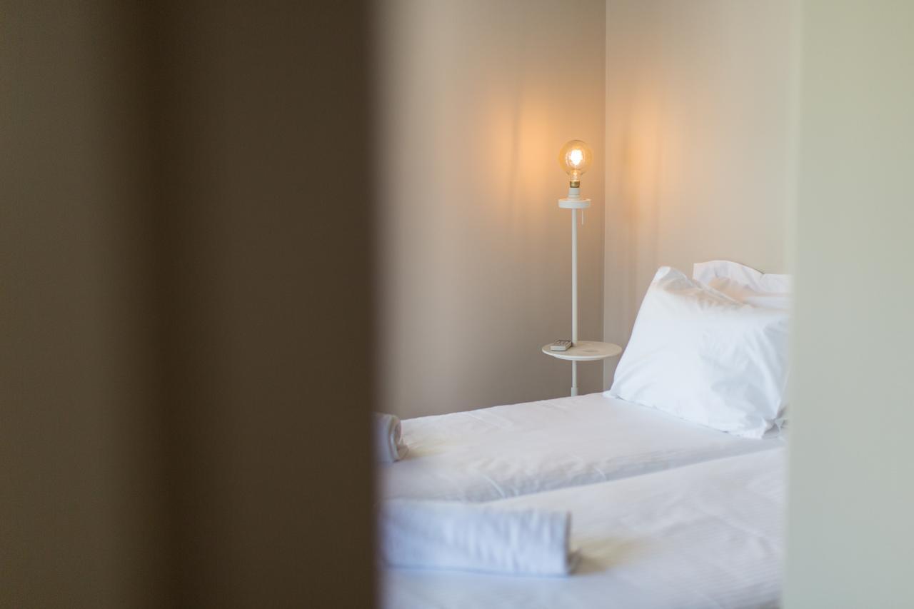 Aba Junior Apartment Veikou Street 아테네 외부 사진